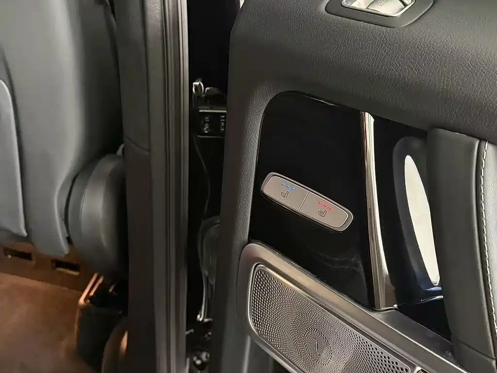 Mercedes-Benz G-Class 2025 — фото 13