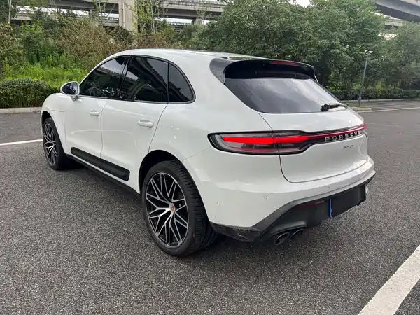 Porsche Macan 2022