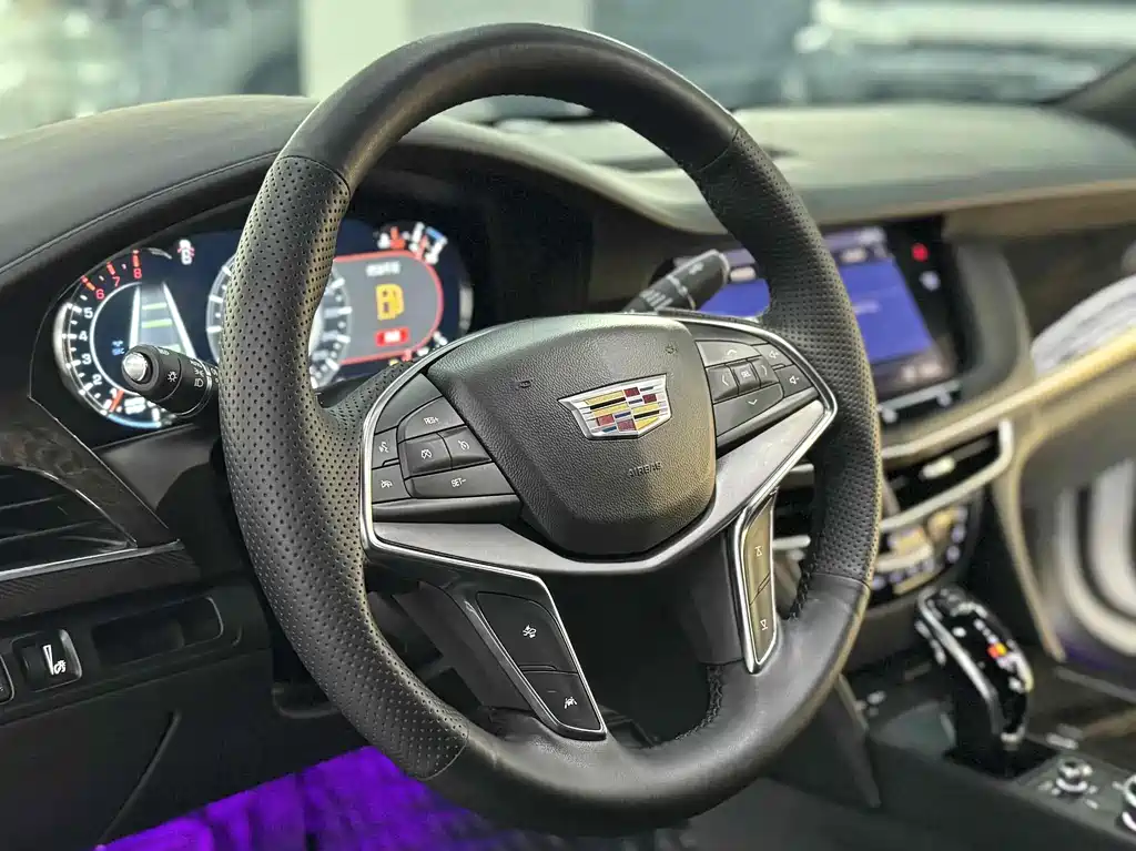 Cadillac CT6 2022 — фото 6