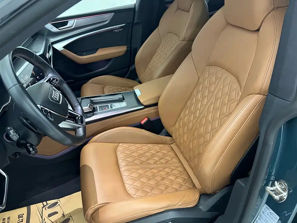 Audi A7L 2021 — фото 12