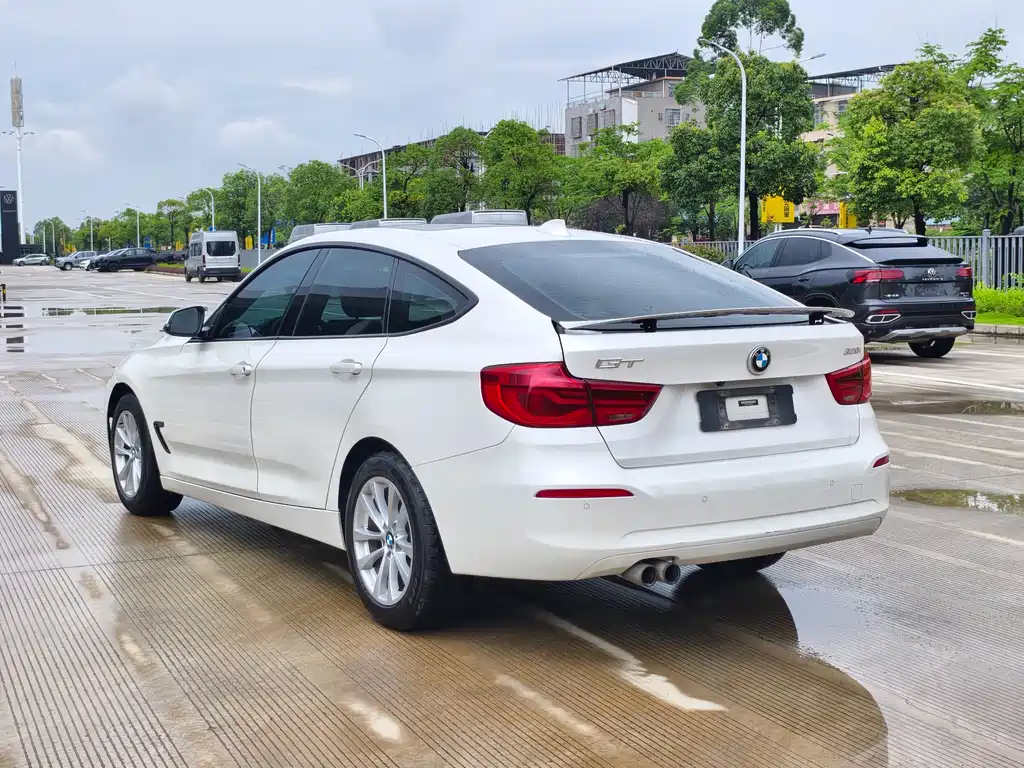 BMW 3 Series GT 2016