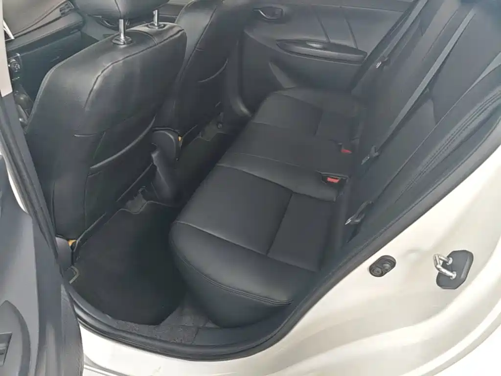 Toyota Vios 2015 — фото 17