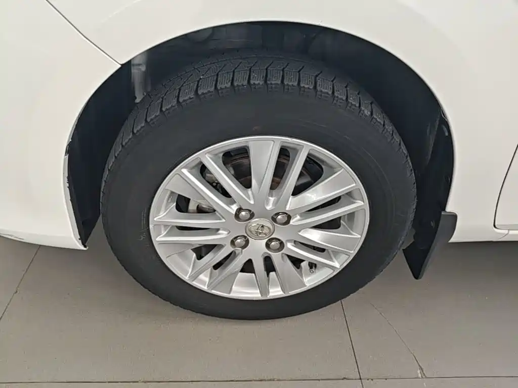 Toyota Vios 2015 — фото 23