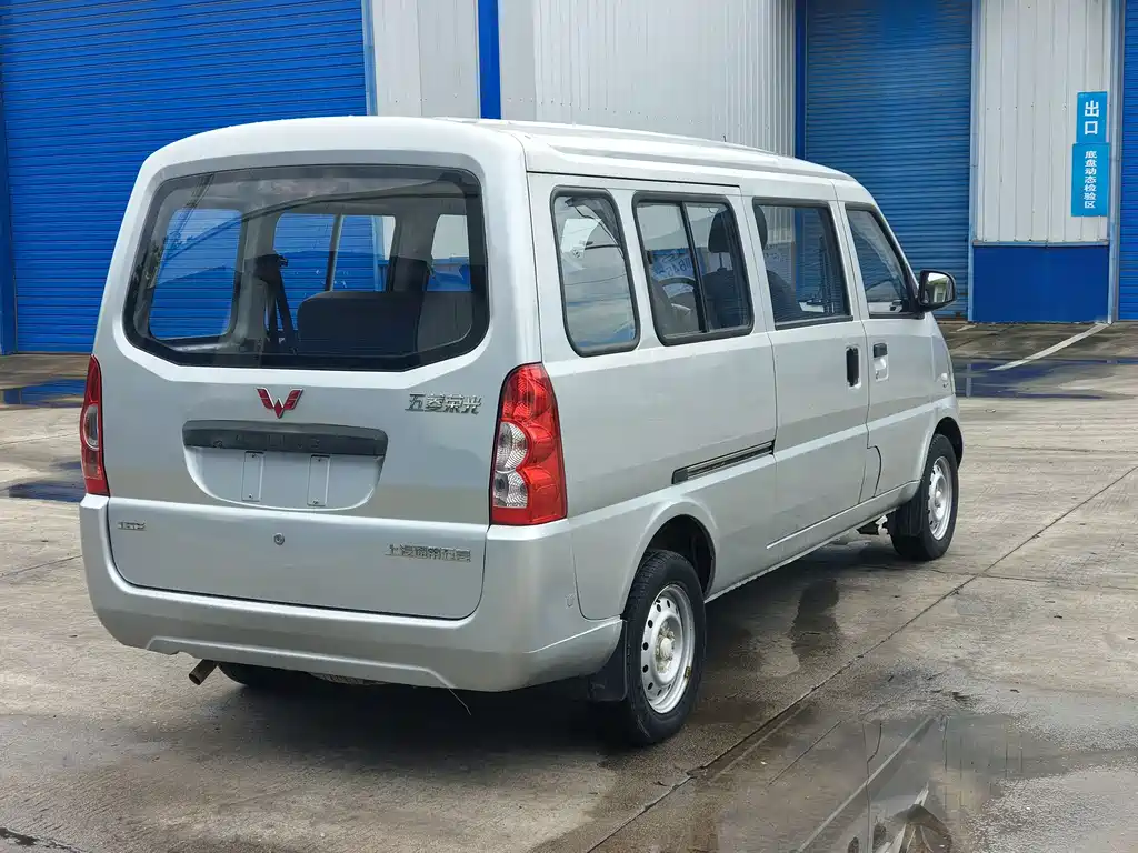 Wuling Rongguang 2019