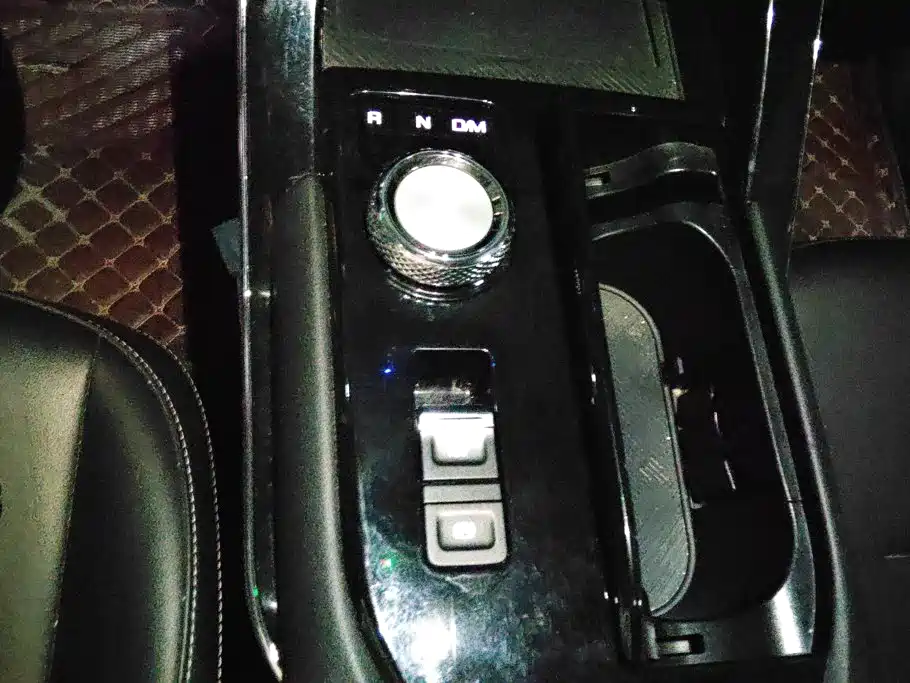 Haval H6 2023 — фото 16