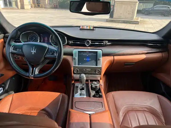 Maserati Quattroporte 2014