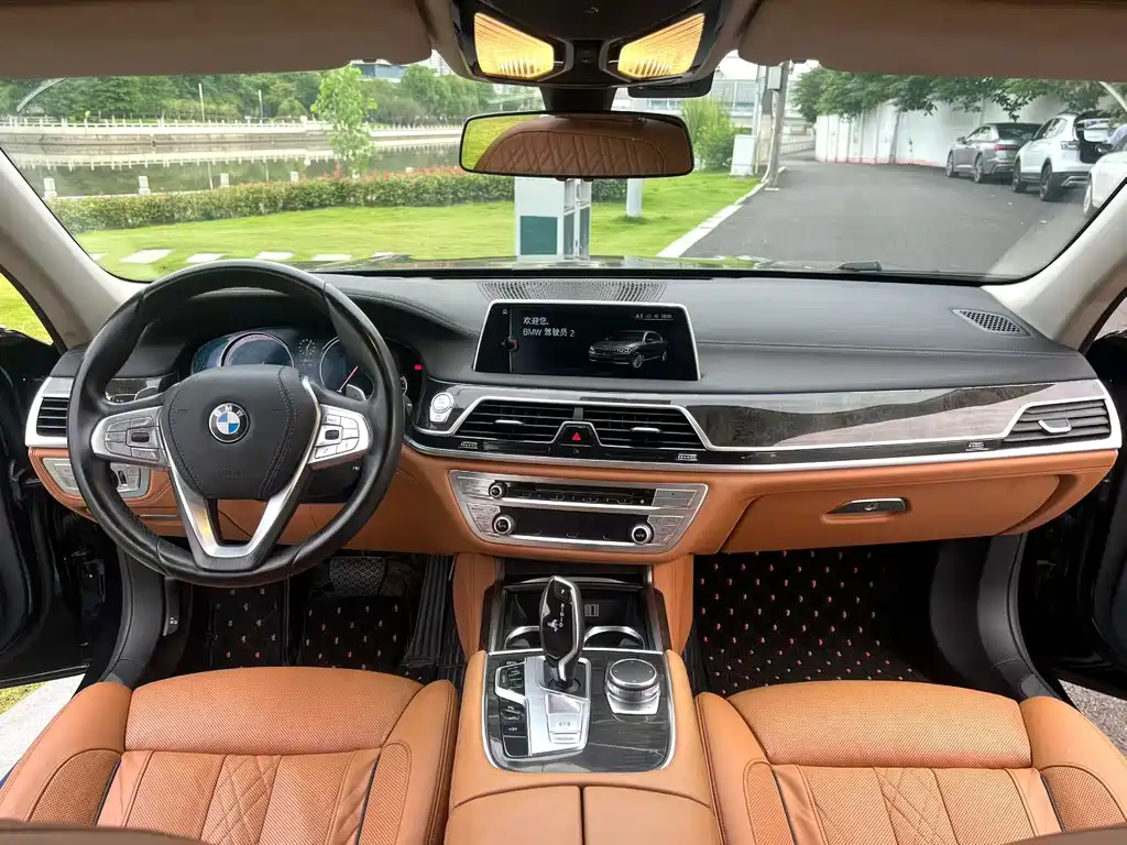BMW 7 Series 2016 — фото 5