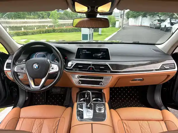 BMW 7 Series 2016