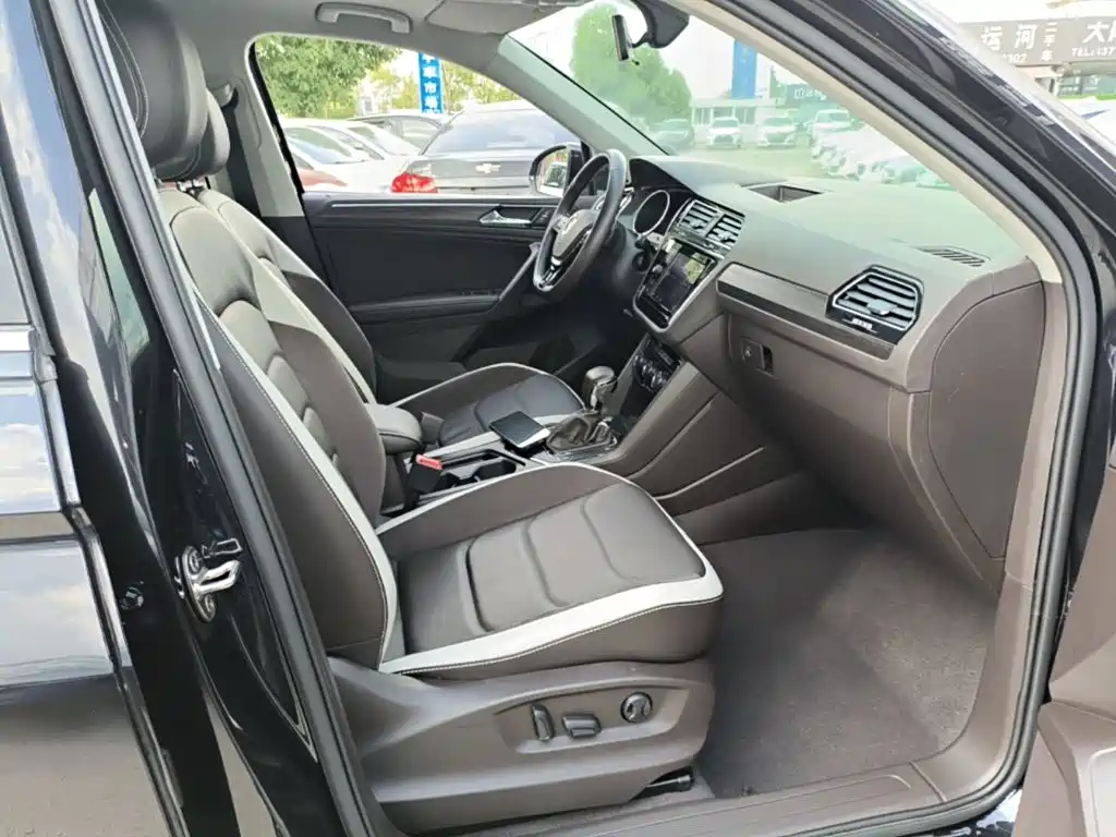 Volkswagen Tiguan L 2019 — фото 25