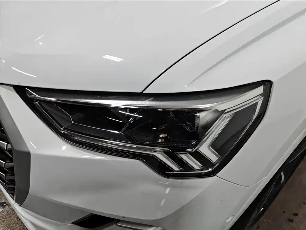 Audi Q3 2025 — фото 13