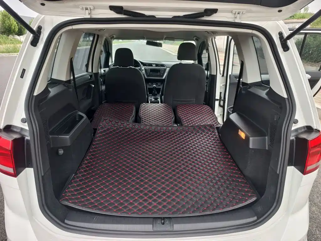 Volkswagen Touran 2016 — фото 10