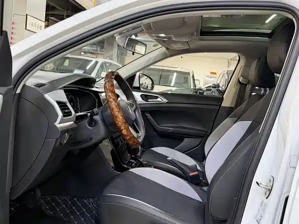 Volkswagen Tacqua 2022