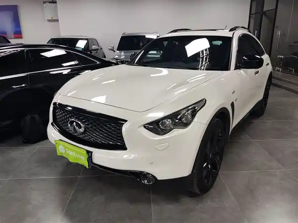 Infiniti QX70 2015