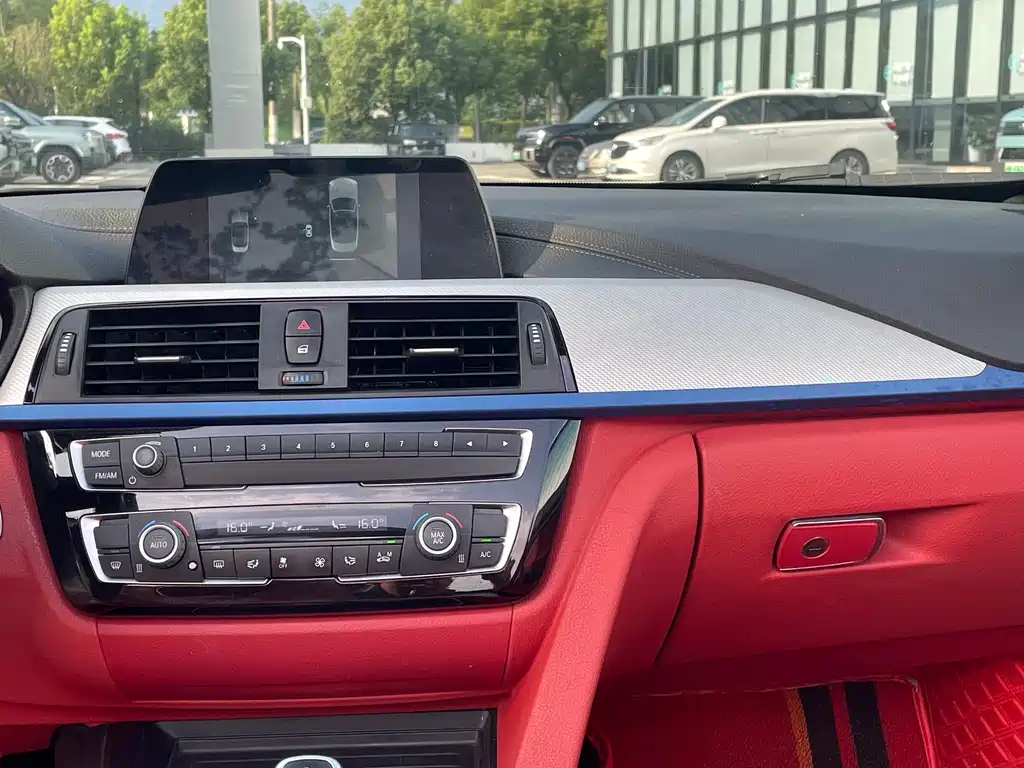 BMW 4 Series 2018 — фото 11