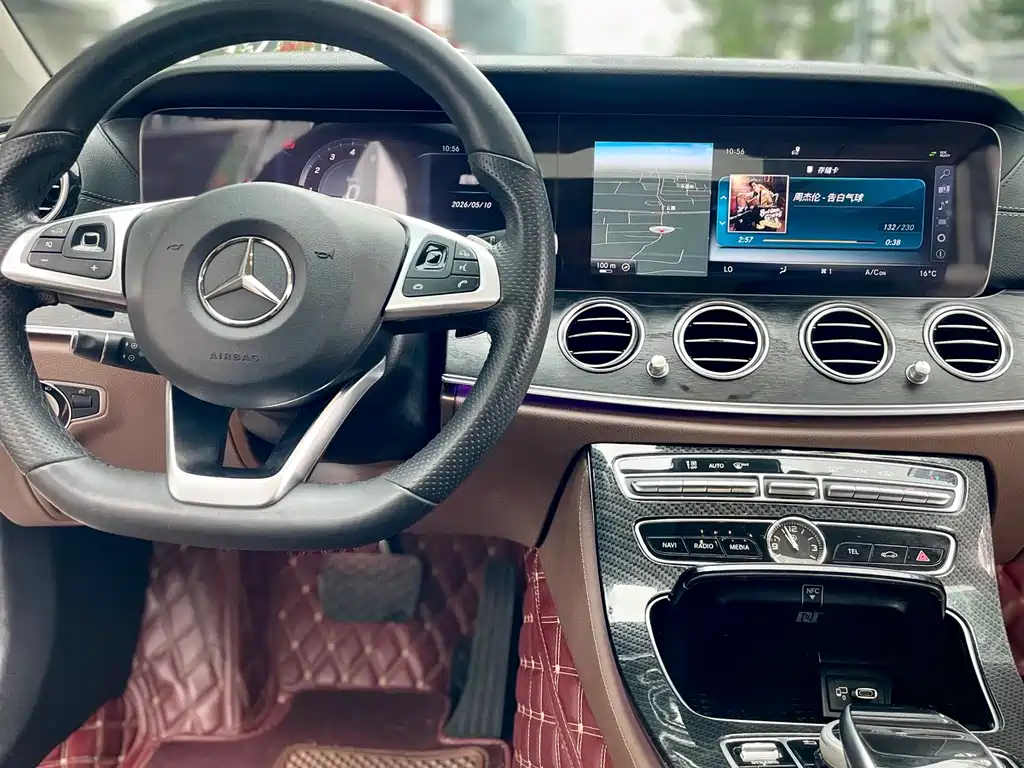 Mercedes-Benz E-Class 2017 — фото 22