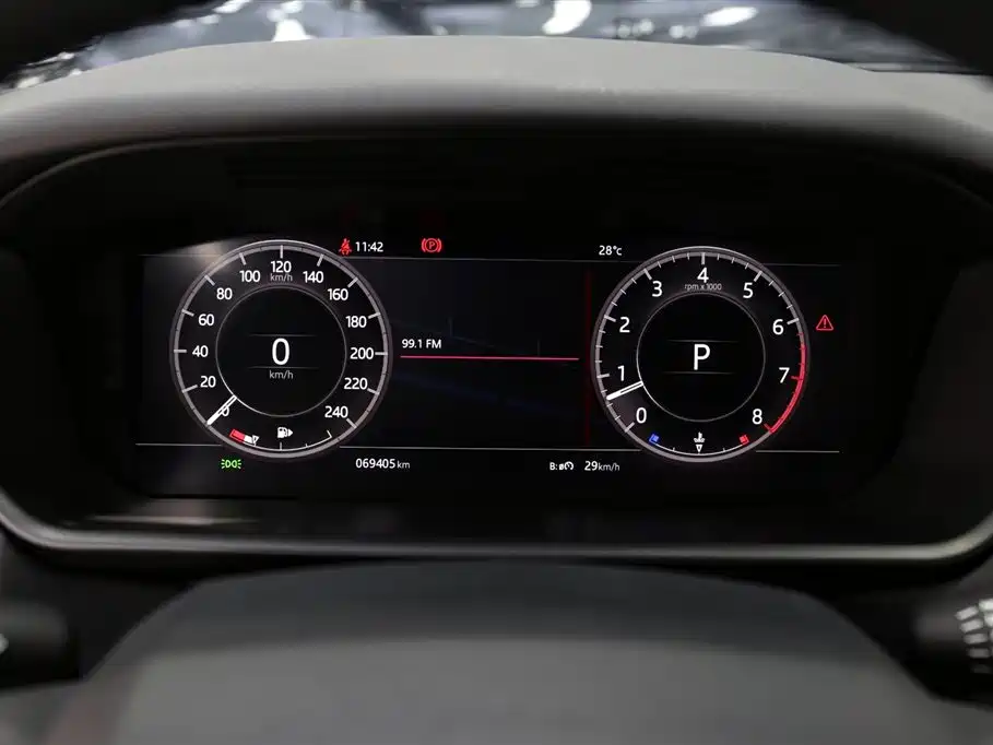 Land Rover Discovery 2020 — фото 14
