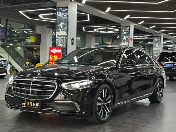 Mercedes-Benz S-Class 2022