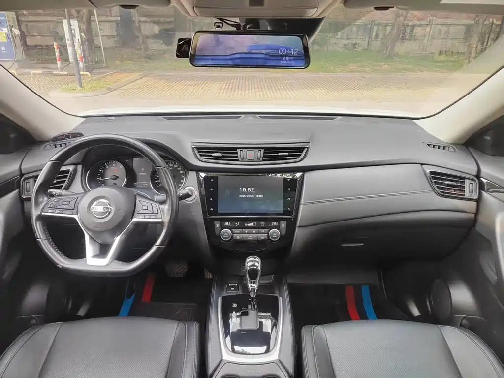 Nissan X-Trail 2020 — фото 4