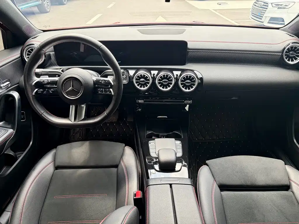 Mercedes-Benz A-Class 2023 — фото 20