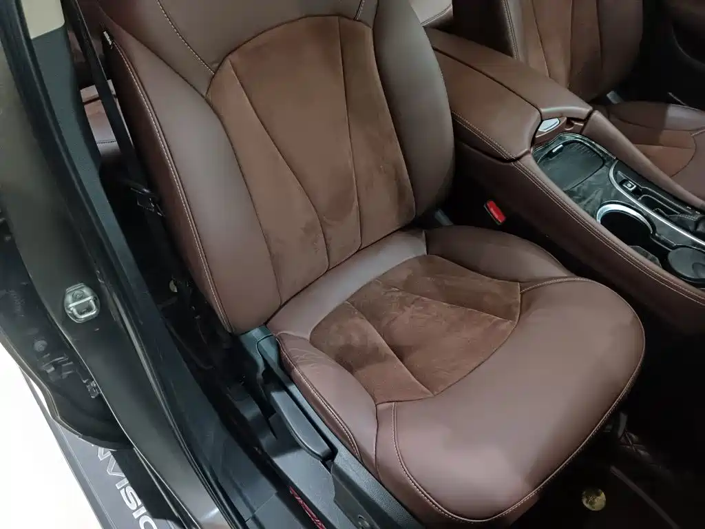 Buick Envision Plus 2016 — фото 25