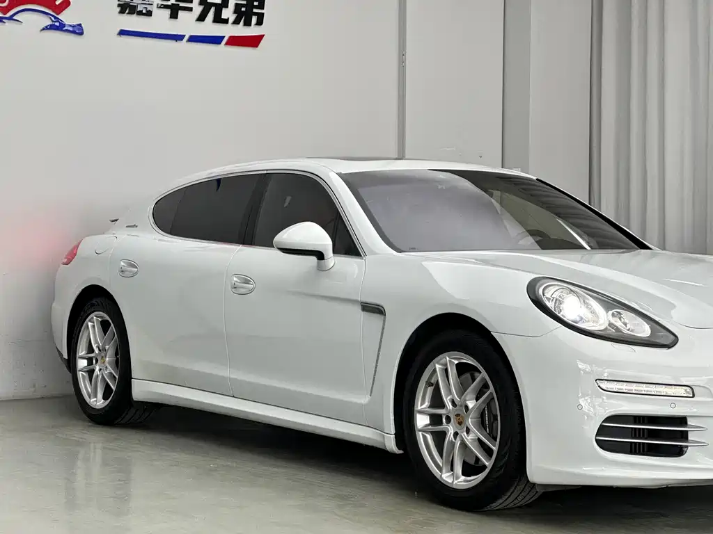Porsche Panamera 2016 — фото 7