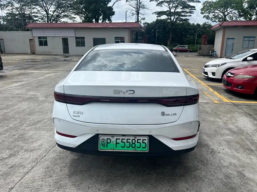 BYD Qin PLUS 2025 — фото 8