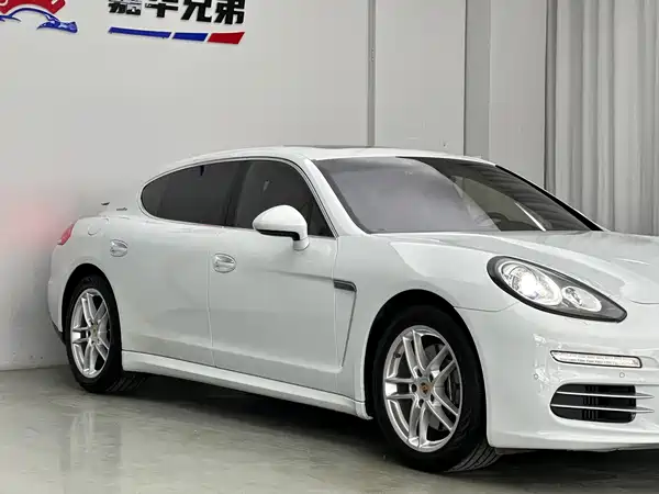 Porsche Panamera 2016