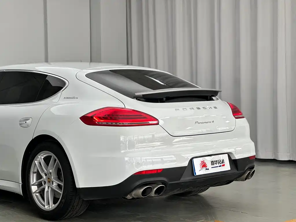 Porsche Panamera 2016 — фото 13