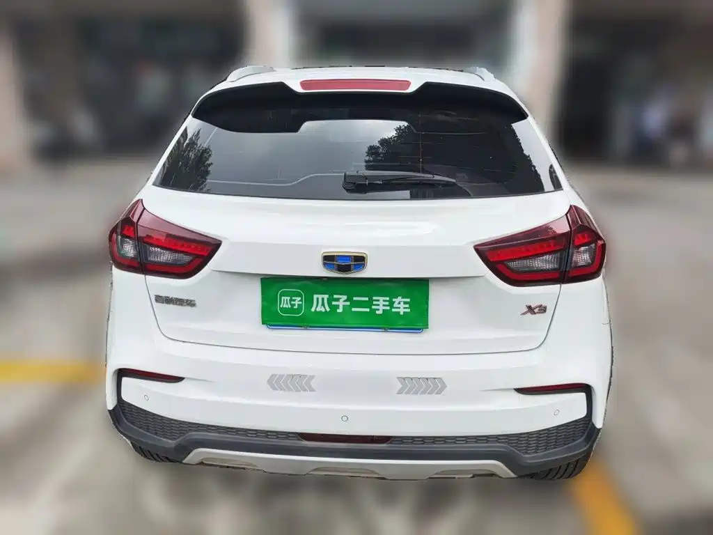 Geely Vision X3 2020 — фото 4