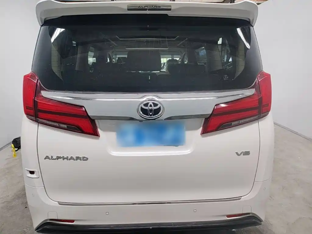 Toyota Alphard 2018