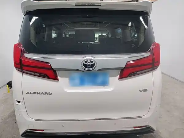 Toyota Alphard 2018