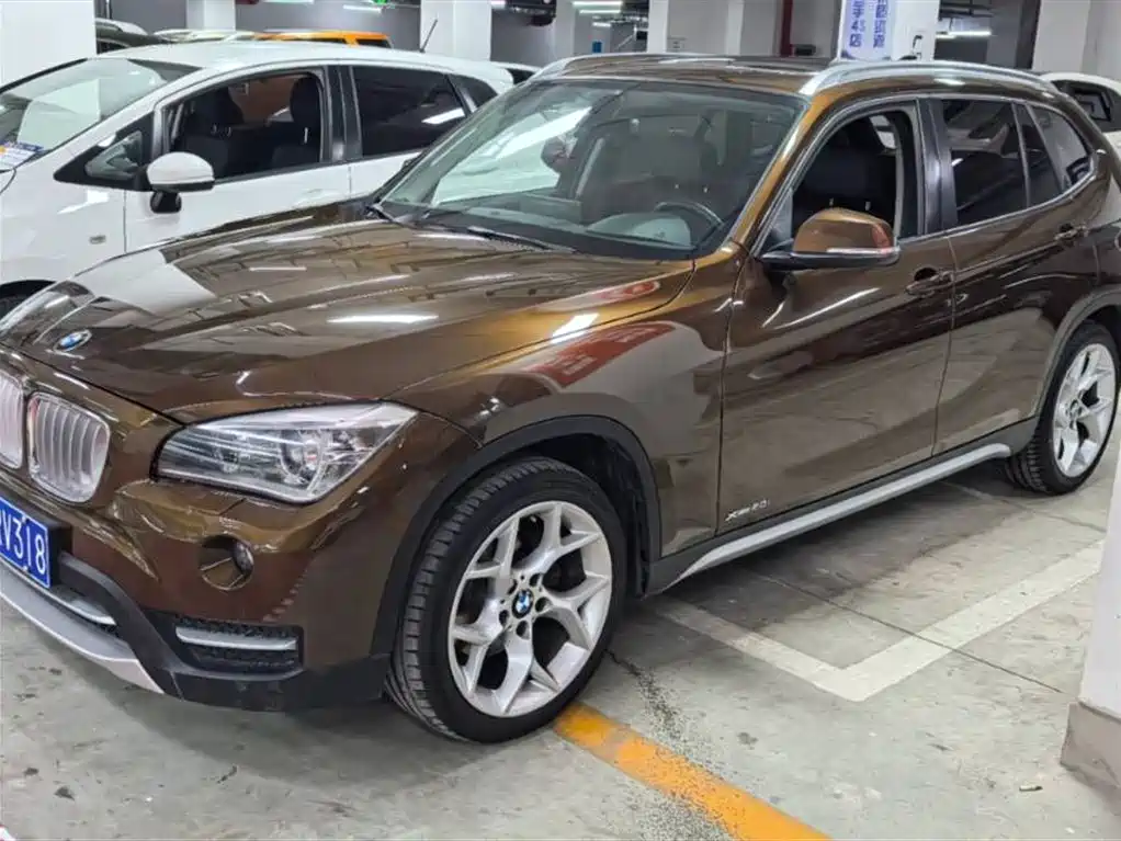 BMW X1 2013 — фото 1