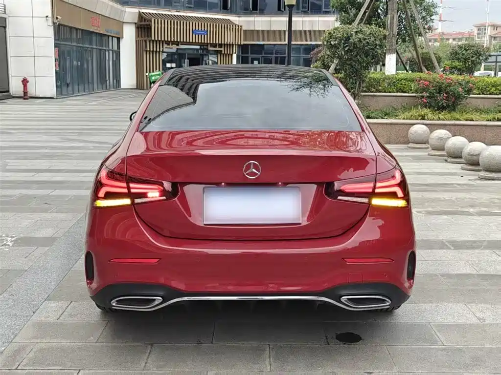 Mercedes-Benz A-Class 2021 — фото 6