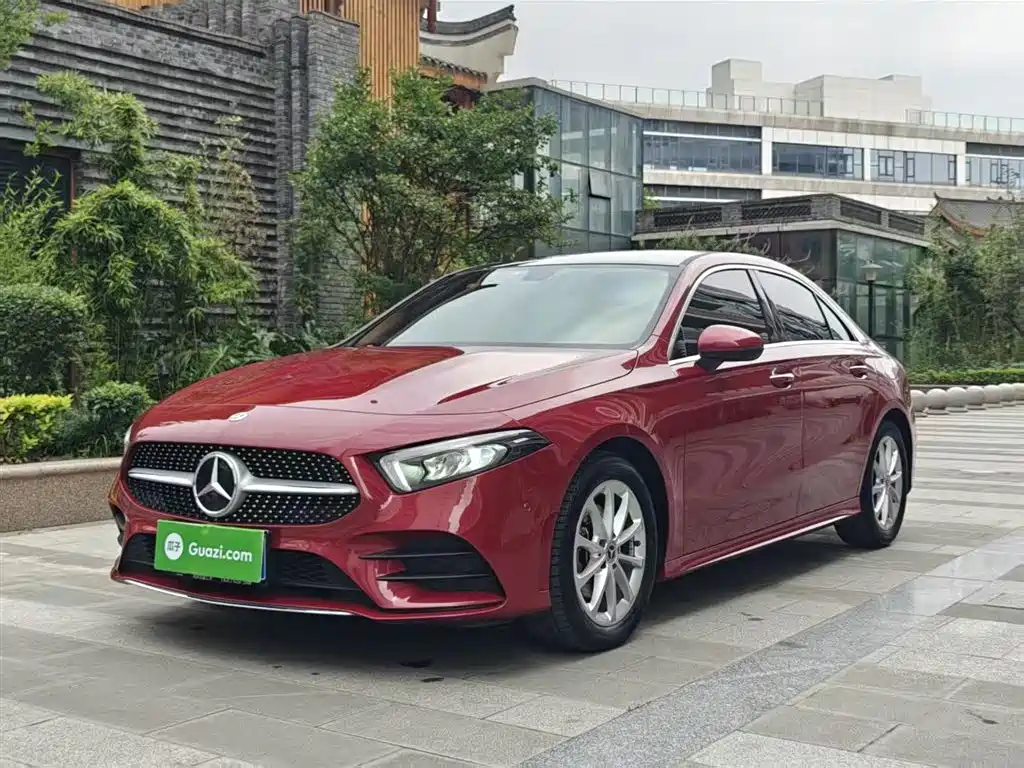 Mercedes-Benz A-Class 2021 — фото 2