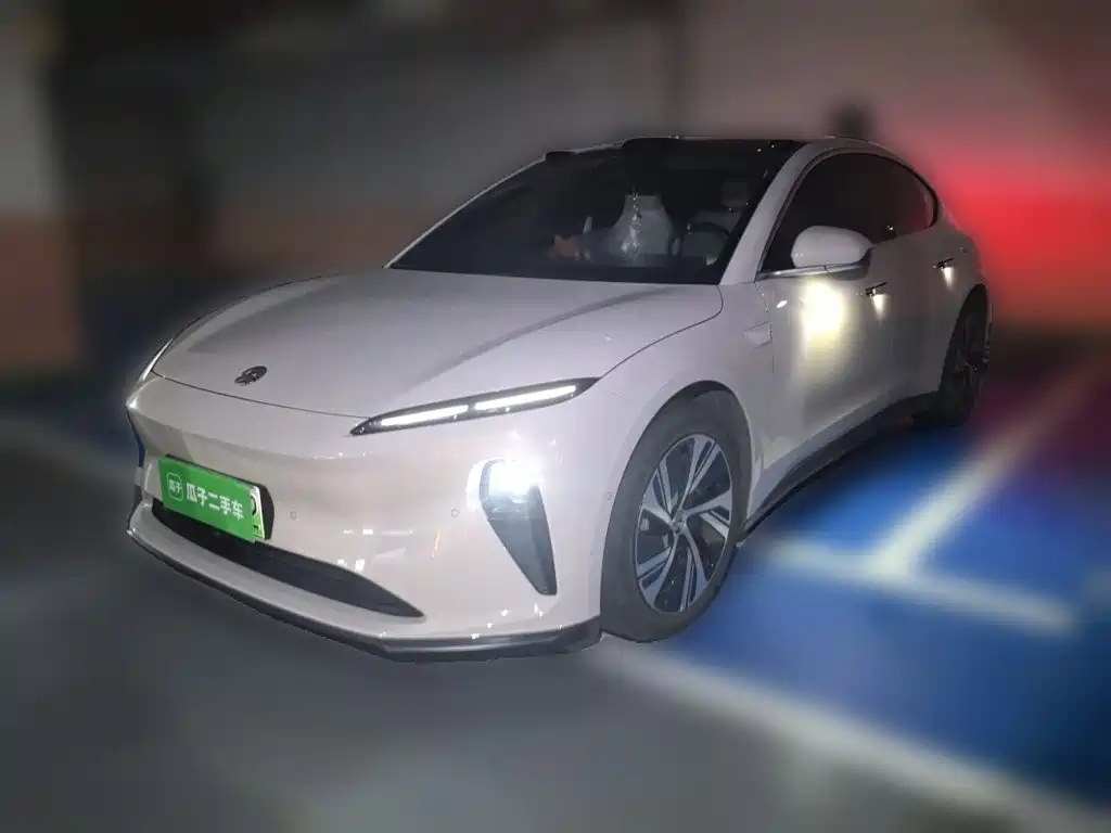 NIO ET5 2025