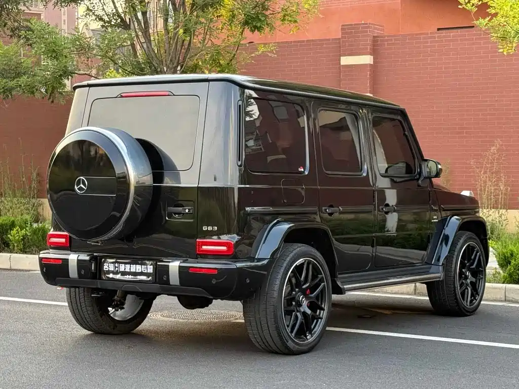 Mercedes-Benz G-Class AMG 2025 — фото 9