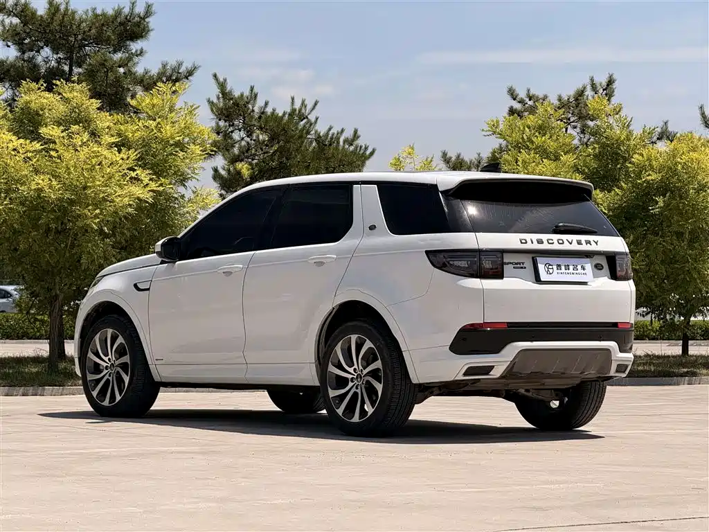 Land Rover Discovery Sport 2021 — фото 20