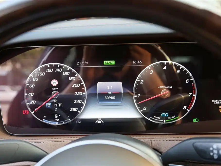 Mercedes-Benz S-Class 2020 — фото 17