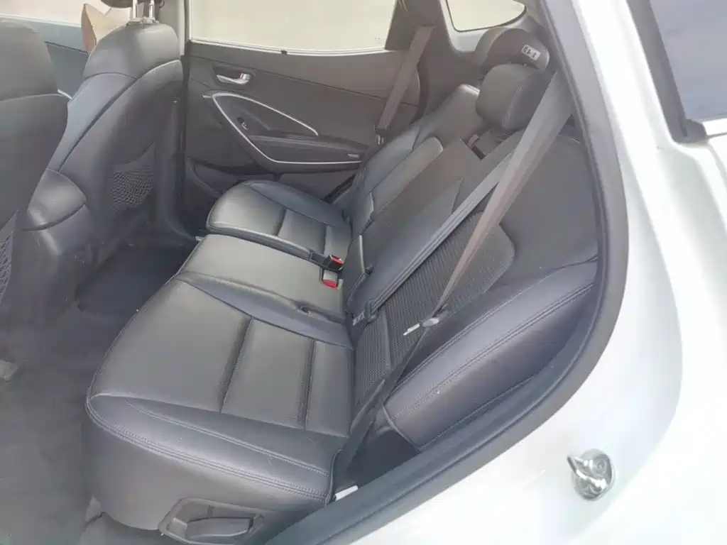 Hyundai Santa Fe 2016 — фото 17