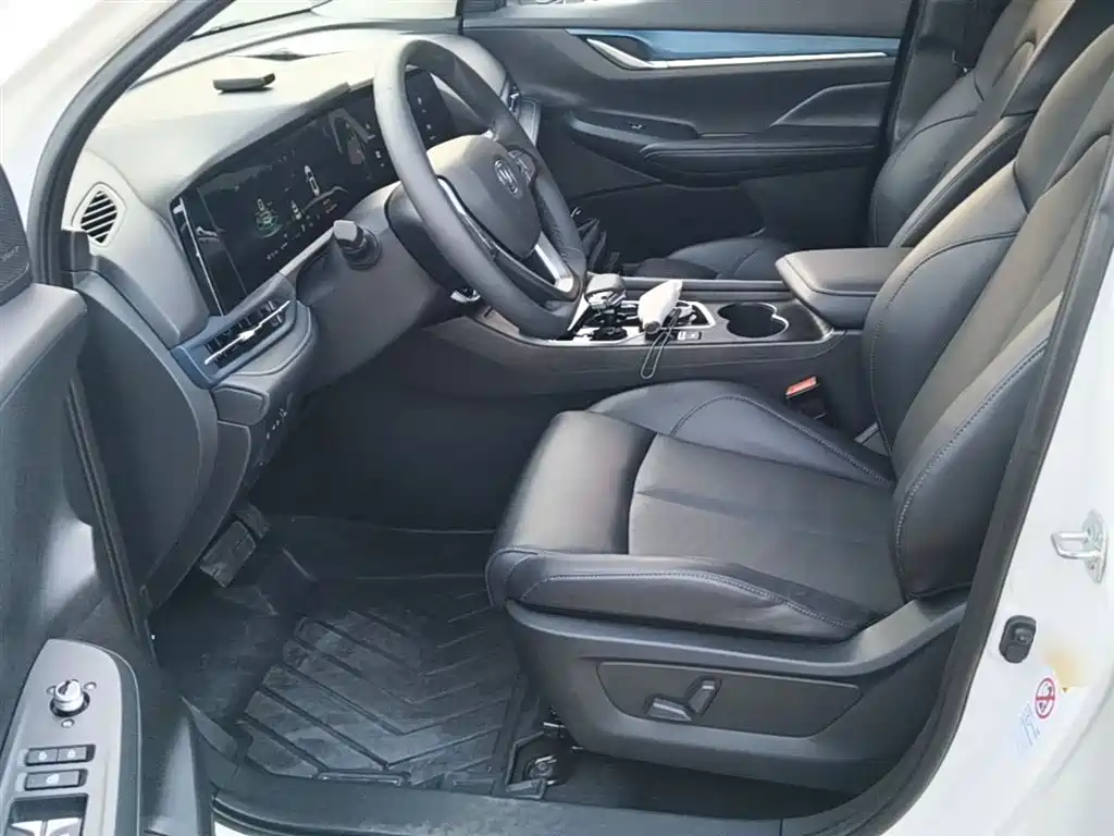 Changan CS55 EV 2020 — фото 15