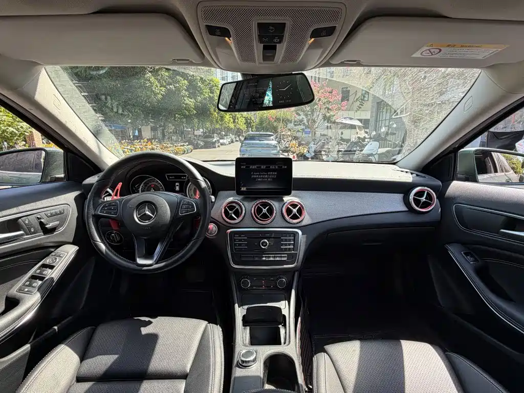 Mercedes-Benz GLA 2017 — фото 13