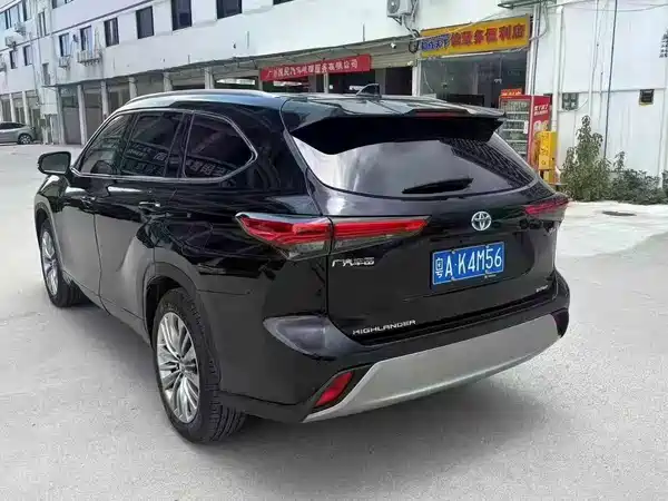 Toyota Highlander 2023