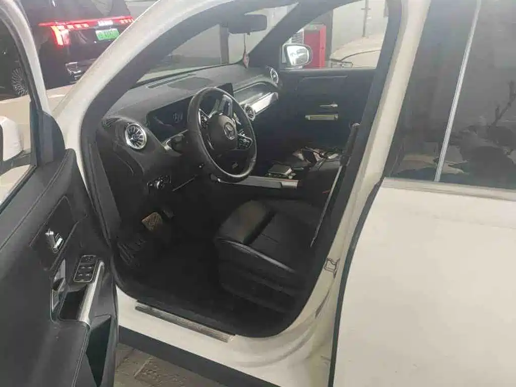 Mercedes-Benz GLB 2022 — фото 17
