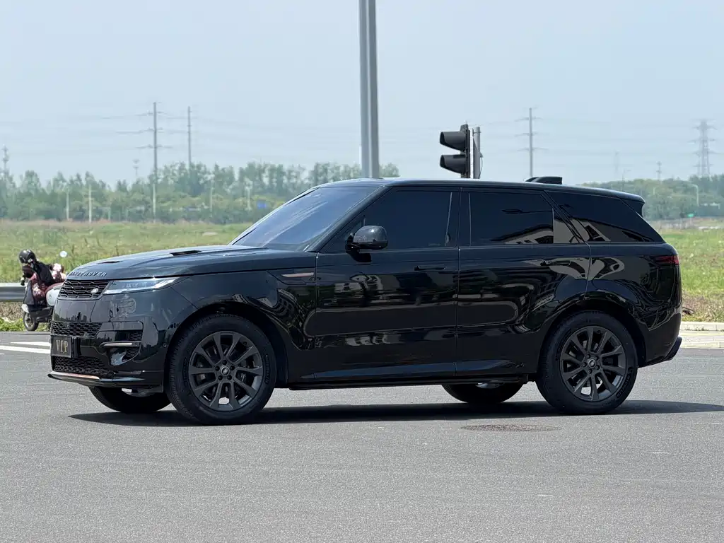 Land Rover Sport 2023 — фото 10
