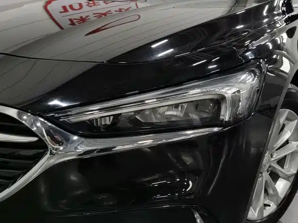 Buick LaCrosse 2021