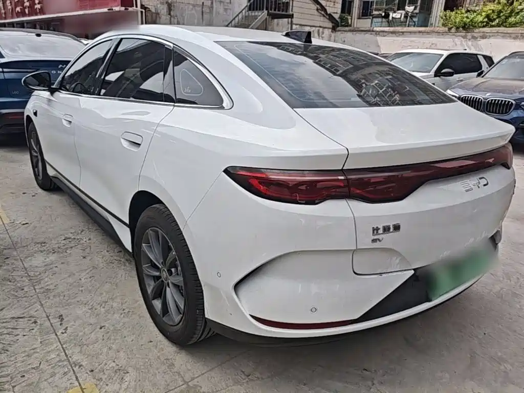BYD Qin L 2026 — фото 5