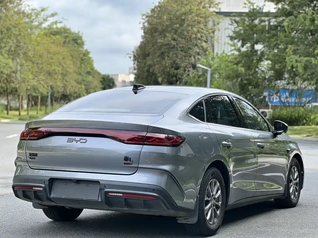 BYD Qin L 2025 — фото 15