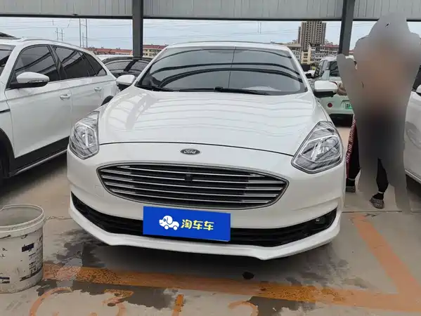 Ford Escort 2019