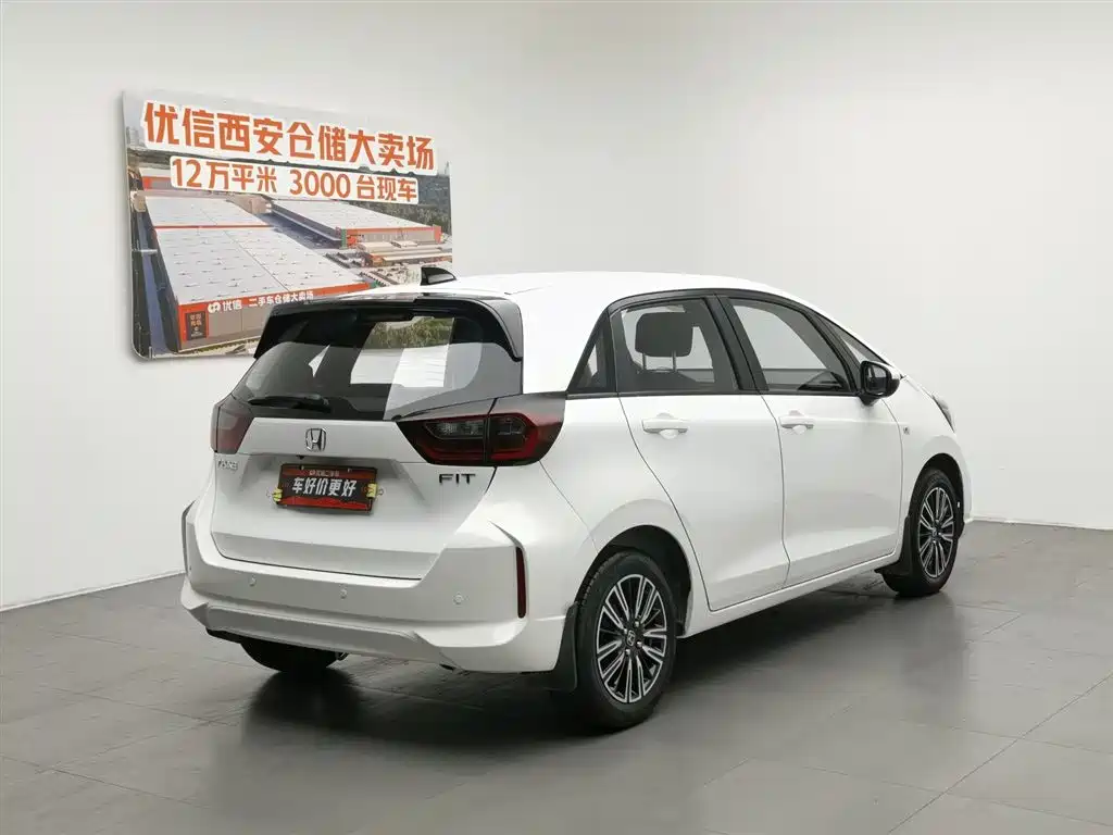 Honda Fit 2022 — фото 2