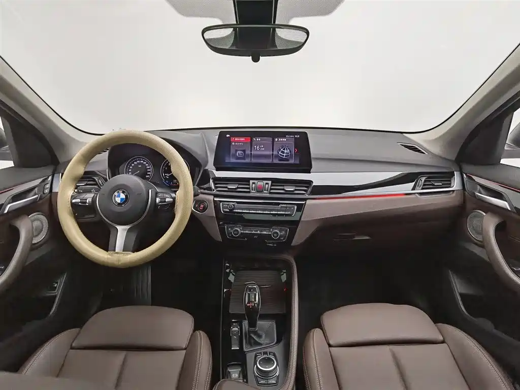 BMW X1 2021 — фото 5